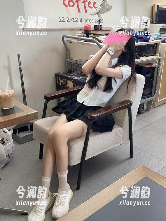 想看最新的瓜？51吃瓜的入口就像黑洞，更新速度让你眼花撩乱！