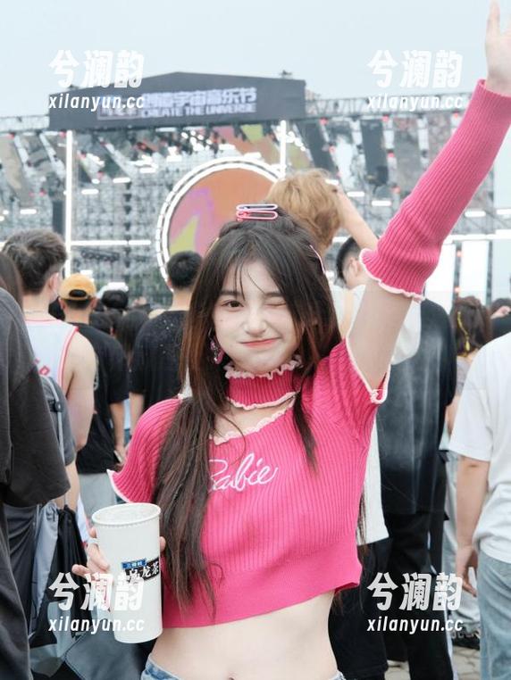 58吃瓜 58吃瓜更新这玩意儿,难道又有新瓜压上来了?快来围观啊!