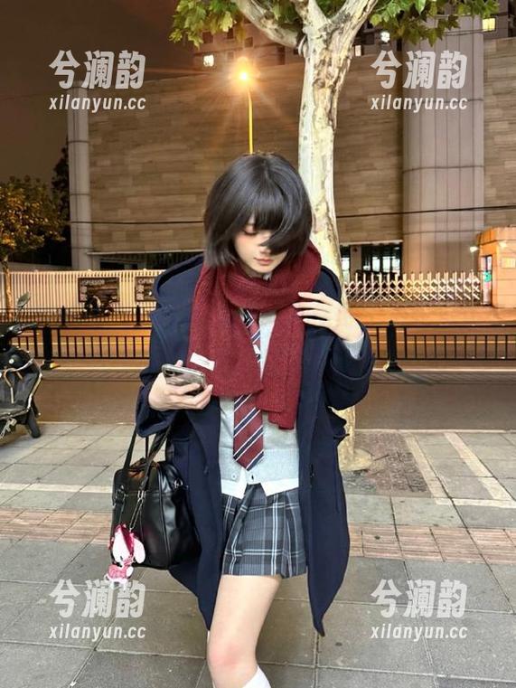 91黑料 91黑料app带你飞,边吃瓜边操作,心里那个爽啊!
