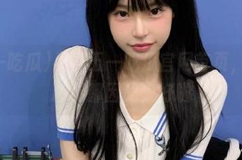 看了五一吃瓜官网首页，唔，心情都因此变好啦