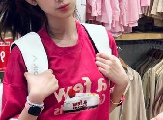 人人吃瓜网的舆论线路，像极了一场车祸，谁都想看看