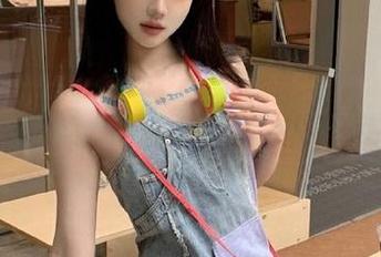 “吃瓜网”网址来啦！下载一次，说不定能吃到热乎的八卦！