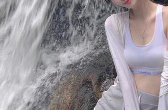 在“吃瓜黑料网”上，海角遥远，永不迷路，只在八卦里徘徊！