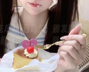 每日吃瓜：刚发掘的黑料像是新鲜出炉的包子，链接戳这儿！