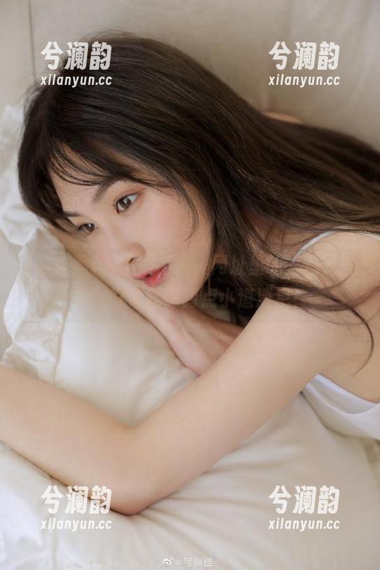 不得不说，网址里的“爆走黑料”好像就像蹲点小道消息！