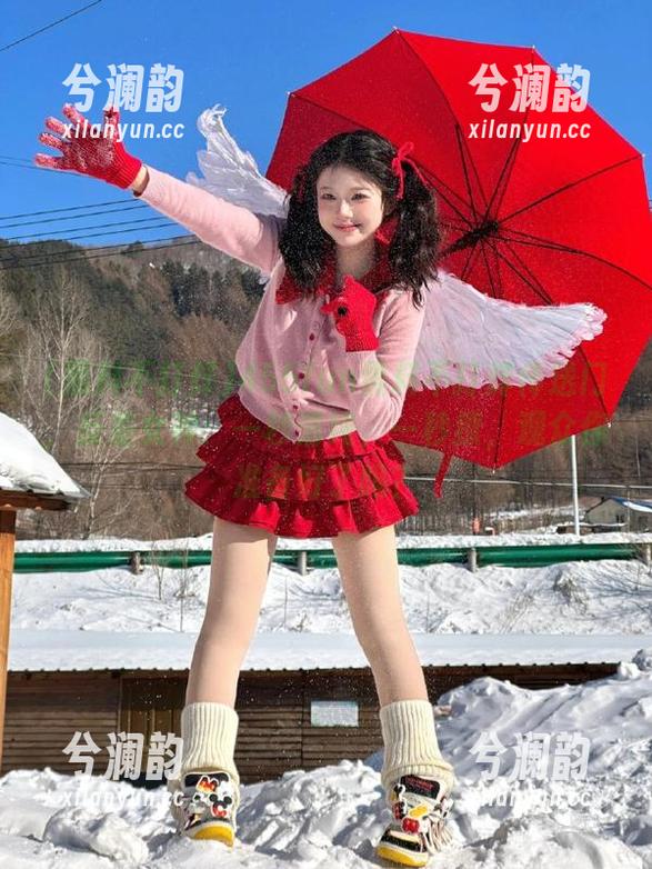 455fun黑料不打烊传送门，反差女神：一秒清纯，一秒撩，观众你准备好了吗？