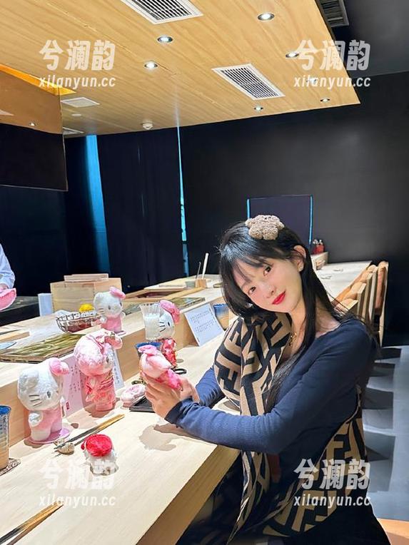 “hlw黑料不打烊”的瓜好吃，要不要一起来收藏一下？