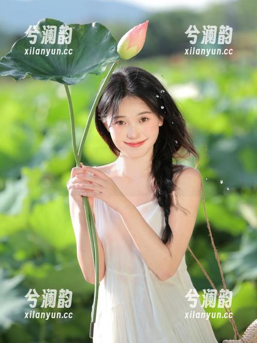 黑料社 首页翻一翻,黑料社今日更新,你敢信我信!