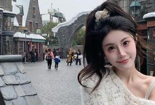 黑料网的资源一整晚都是待命状态，瓜田里好似永不打烊。