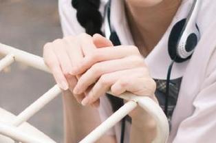 黑料网站入口，观看瓜时难免被撩拨的情绪